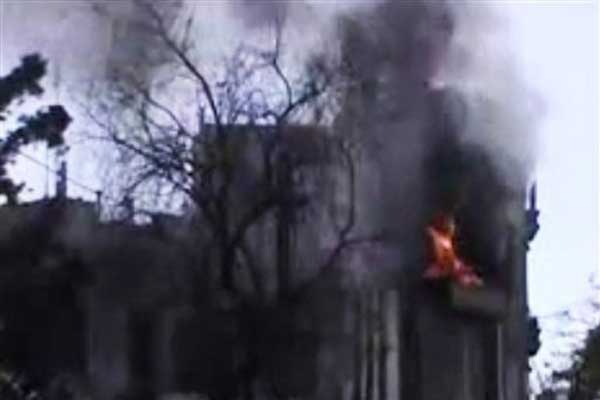 طائرات هليكوبتر سورية تهاجم بلدتين تسيطر عليهما المعارضة