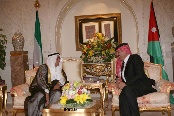 الطراونه يلتقي رئيس مجلس ادارة الصندوق العربي للانماء الاقتصادي والاجتماعي الطراونه يلتقي رئيس مجلس ادارة الصندوق العربي للانماء الاقتصادي والاجتماعي