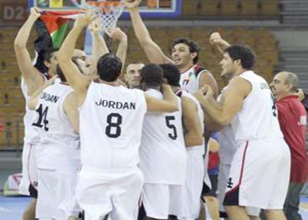 المنتخب الوطني واللبناني في صدارة سلة غرب آسيا