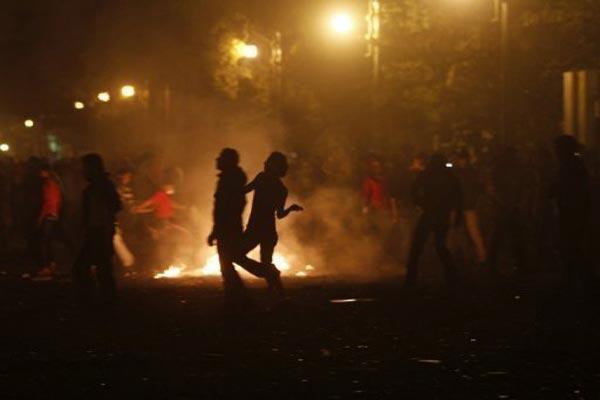 اشتباكات بوسط القاهرة بين أنصار محمد مرسي ومعارضين له 