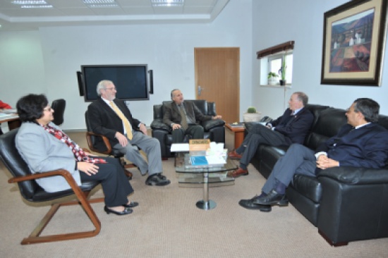 بحث التعاون بين الجامعة الألمانية الأردنية وجامعة نبراسكا الأمريكية