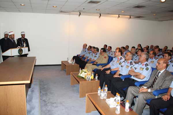 مديرية الامن العام تحتفل بمناسبة ذكرى الاسراء والمعراج مديرية الامن العام تحتفل بمناسبة ذكرى الاسراء والمعراج