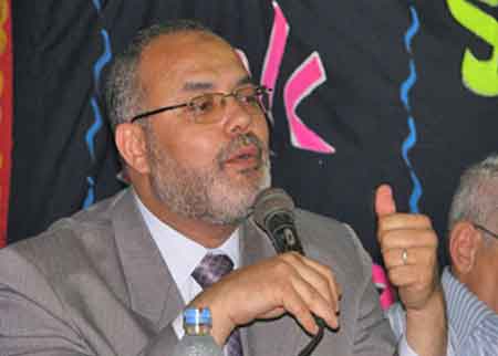 قيادي إخواني يهدد بثورة جديدة إذا أقدمت لجنة الانتخابات على إعلان شفيق رئيسا