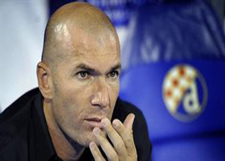 زيدان يدافع عن تكتيك منتخب إسبانيا