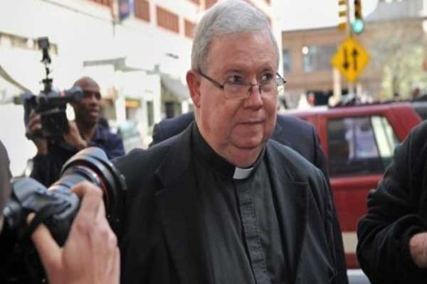 إدانة أسقف أمريكى بالتستر على كهنة تحرشوا جنسياً بالأطفال