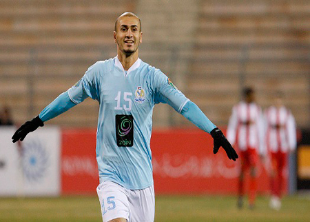 شريف عدنان يجدد عقده مع النادي الفيصلي