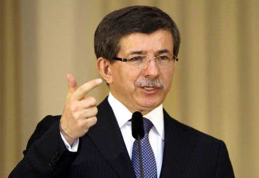 داوود أوغلو: سورية أسقطت الطائرة التركية في الأجواء الدولية