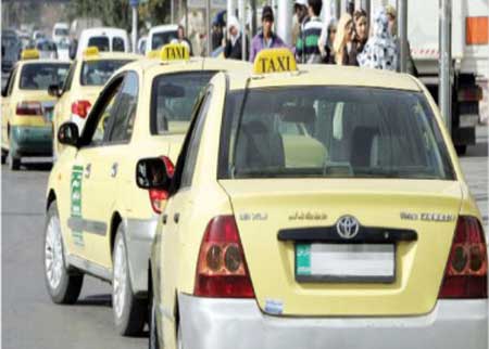 سائقو السرفيس والتاكسي يطالبون برفع تعرفة النقل 