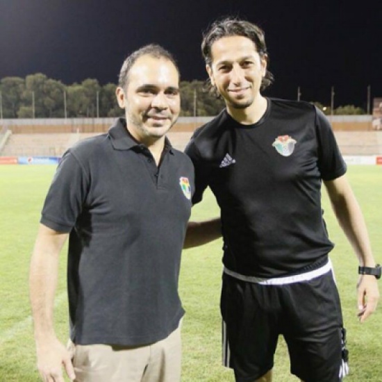 الأمير علي يوفد أبو زمع إلى إنجلترا لإقامة دورة معايشة الأمير علي يوفد أبو زمع إلى إنجلترا لإقامة دورة معايشة