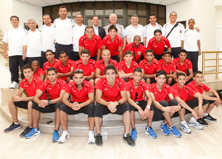 منتخبنا الوطني تحت 22 سنة يعود الى ارض الوطن الاربعاء