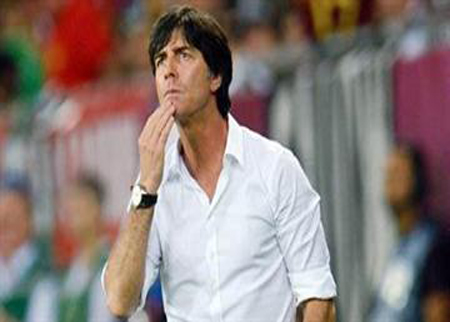 أوزيل يرشح لوف لتدريب ريال مدريد