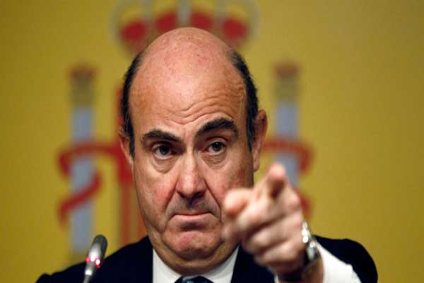 اسبانيا تطلب رسميا مساعدة مالية من دول منطقة اليورو لإنقاذ مصارفها