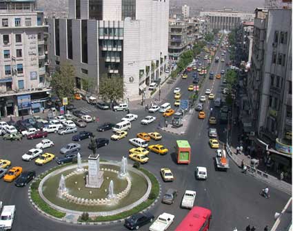 اشتباكات عنيفة حول مقرات للحرس الجمهوري في ضواحي دمشق