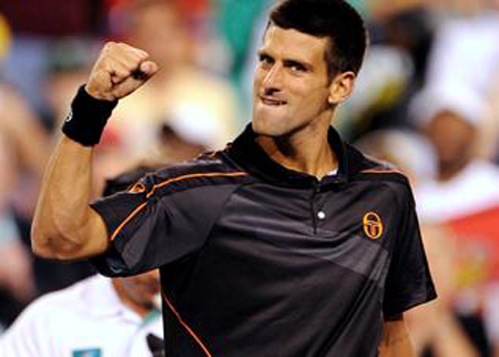 بداية موفقة لديوكوفيتش وفيدرر في ويمبلدون