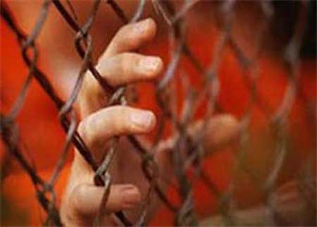 70 أسيرا استشهدوا بالسجون جراء التعذيب و7 قتلوا بشكل مباشر