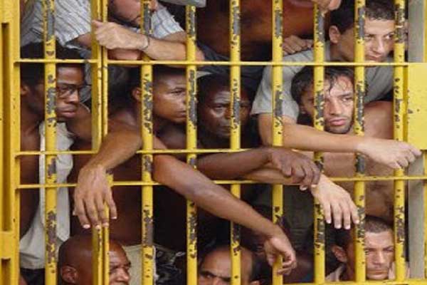 فى سجون البرازيل.. مطالعة كتاب مقابل خصم أربعة أيام من العقوبة