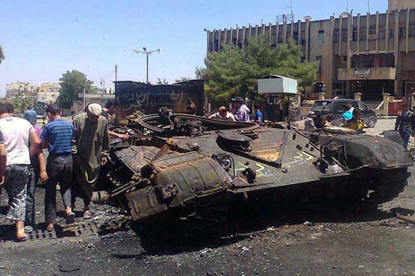 المعارضة السورية تقول انها دمرت طائرة هليكوبتر ودبابات