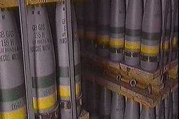 مصدر عسكرى منشق: قوات الأسد تستعد لقصف حمص بالأسلحة "الكيماوية"