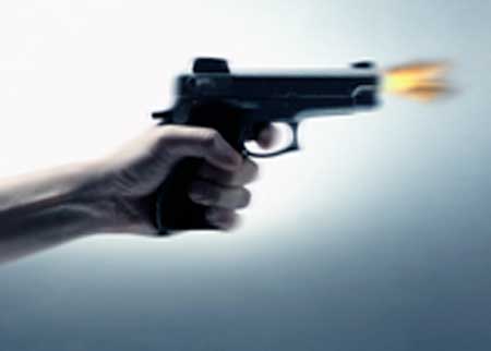الشرطة تلقي القبض على مطلوبين في الرصيفة الشرطة تلقي القبض على مطلوبين في الرصيفة