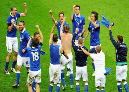 إيطاليا تضمن المشاركة في كأس القارات