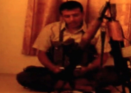 معلومات عن خلية تنظيم القاعدة وصور لأفراد الخلية المنفذة في اليمن معلومات عن خلية تنظيم القاعدة وصور لأفراد الخلية المنفذة في اليمن
