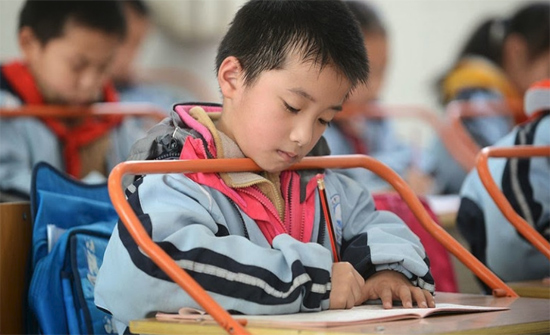 لماذا تفحص هذه المدرسة وجوه تلاميذها كل 30 ثانية؟ لماذا تفحص هذه المدرسة وجوه تلاميذها كل 30 ثانية؟