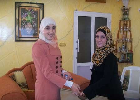 الضمان الاجتماعي تكرم أول سيدتين استفادتا من تأمين الأمومة