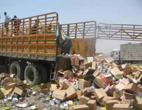 ضبط كميات من المواد الغذائية الفاسدة في الزرقاء 