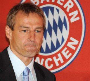 بايرن ميونيخ يقيل مدربه كلينسمان