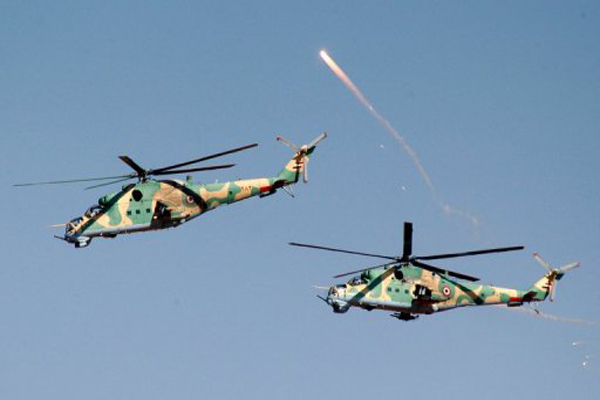 وورلد تريبيون: الأسد يلجأ للمروحيات لإيصال الامدادات لجيشه لتجنب كمائن الثوار