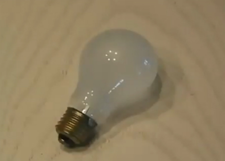 خدعه لمبه تضيء 