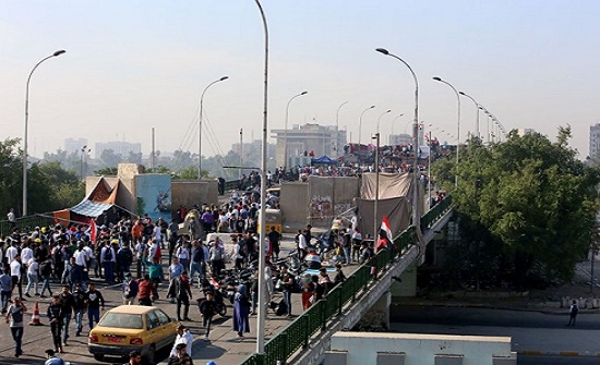 احتجاجات العراق.. إصابات وإغلاق طرق وتوقف تصدير النفط احتجاجات العراق.. إصابات وإغلاق طرق وتوقف تصدير النفط