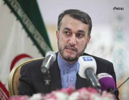 مساعد وزير الخارجية الايراني يعقد مؤتمرا صحفيا في عمان