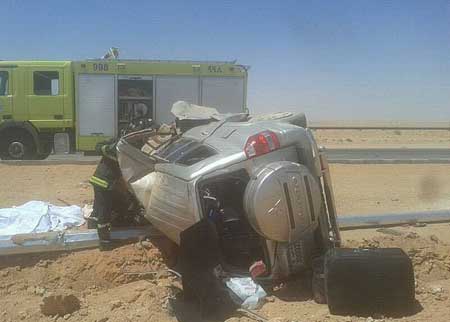 وفاة ثلاثة من عائلة أردنية في حادث على طريق الشمال الدولي في السعودية وفاة ثلاثة من عائلة أردنية في حادث على طريق الشمال الدولي في السعودية