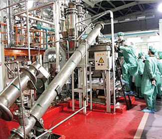 انباء متضاربة حول "مشاركة علماء مصريين" في برنامج ايران النووي 