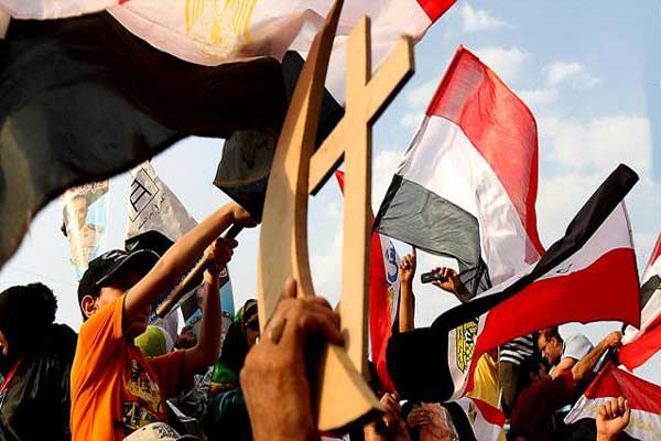 أقباط: حزب "الأخوان المسيحيين" فكرة يفضل عدم تحقيقها أقباط: حزب "الأخوان المسيحيين" فكرة يفضل عدم تحقيقها