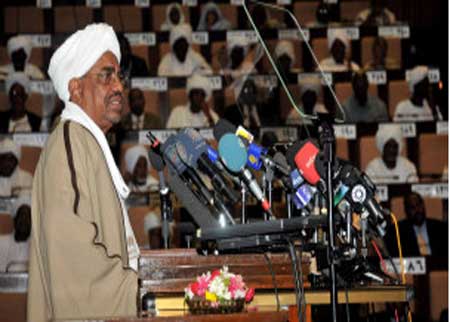 البشير: السودان لن يشهد ربيعا عربيا