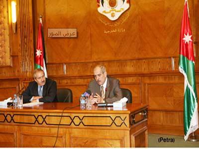 رئيس الوزراء: السياسية الخارجية للأردن وفرت له حضورا قويا وفاعلا 