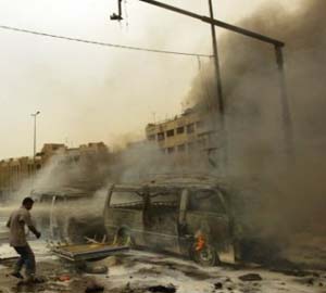 السلطات العراقية تتهم حزب البعث والقاعدة بتفجيرات الاربعاء 