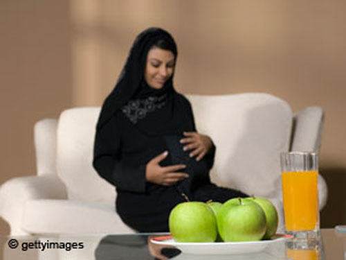 الحامل والصوم... ماذا تقول الدراسات؟ 