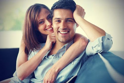 كيف تبقين زوجك متشوّقاً لك؟ كيف تبقين زوجك متشوّقاً لك؟