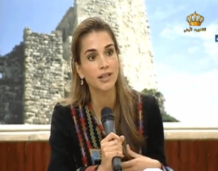 الملكة رانيا في الكرك ( تحديث و صور و فيديو ) الملكة رانيا في الكرك ( تحديث و صور و فيديو )