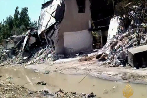 154 قتيلا بسوريا واعتصام بسجن حلب 154 قتيلا بسوريا واعتصام بسجن حلب
