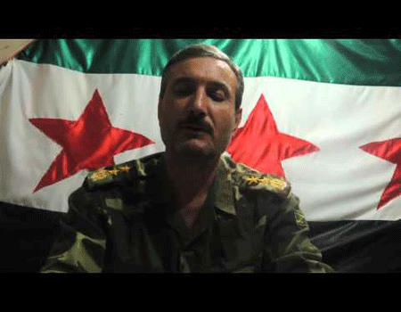 الجيش السوري الحر يرفض دعوة الجامعة العربية إلى تأمين خروج آمن للأسد الجيش السوري الحر يرفض دعوة الجامعة العربية إلى تأمين خروج آمن للأسد