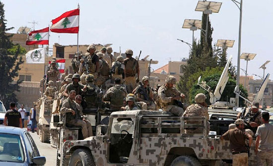 الجيش اللبناني يغلق الطرق المؤدية للسفارة الأمريكية الجيش اللبناني يغلق الطرق المؤدية للسفارة الأمريكية