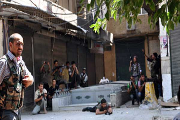 "الجيش الحر" يعلن وقف تقدم قوات الأسد فى حلب.. وانشقاق طاقمى مدفعية "الجيش الحر" يعلن وقف تقدم قوات الأسد فى حلب.. وانشقاق طاقمى مدفعية