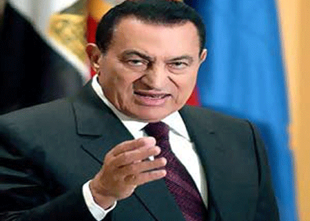 المخابرات: مبارك حوّل 50 مليار جنيه يوم 25 يناير المخابرات: مبارك حوّل 50 مليار جنيه يوم 25 يناير