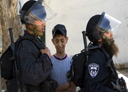 مقتل فلسطيني برصاص الجيش الإسرئيلي عند مدخل مدينة القدس مقتل فلسطيني برصاص الجيش الإسرئيلي عند مدخل مدينة القدس