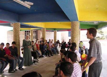 مركز هيا الثقافي يقيم حفل افطار للأطفال الأيتام في العين البيضاء 