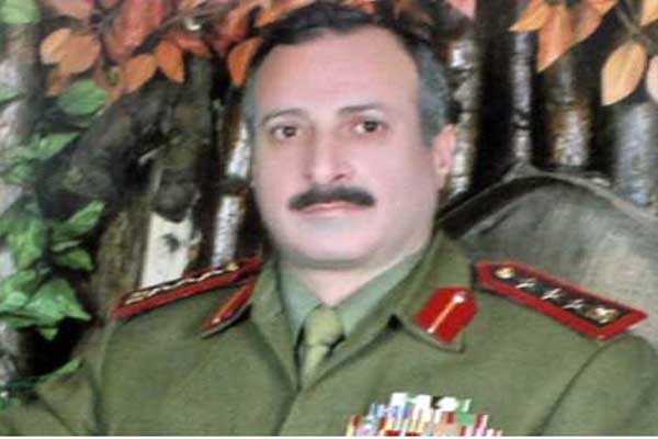 مدير كلية الدفاع السورية ينشق ويلجأ إلى الأردن مدير كلية الدفاع السورية ينشق ويلجأ إلى الأردن